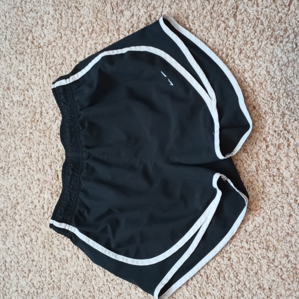 women's nike shorts